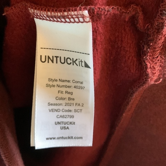 Untuckit Corral Quarter Zip Pullover Sweater - Picture 5 of 6